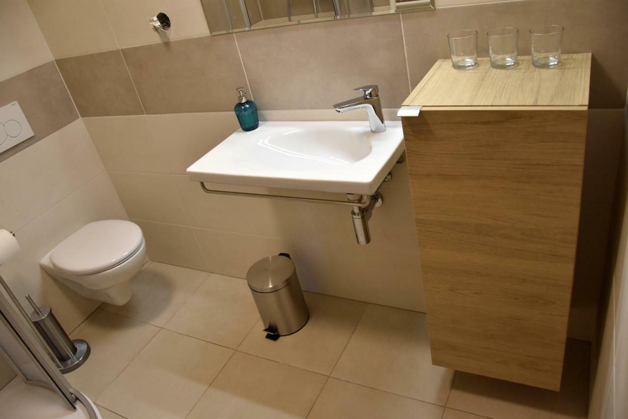 Elemir Apartment Besenova Bagian luar foto