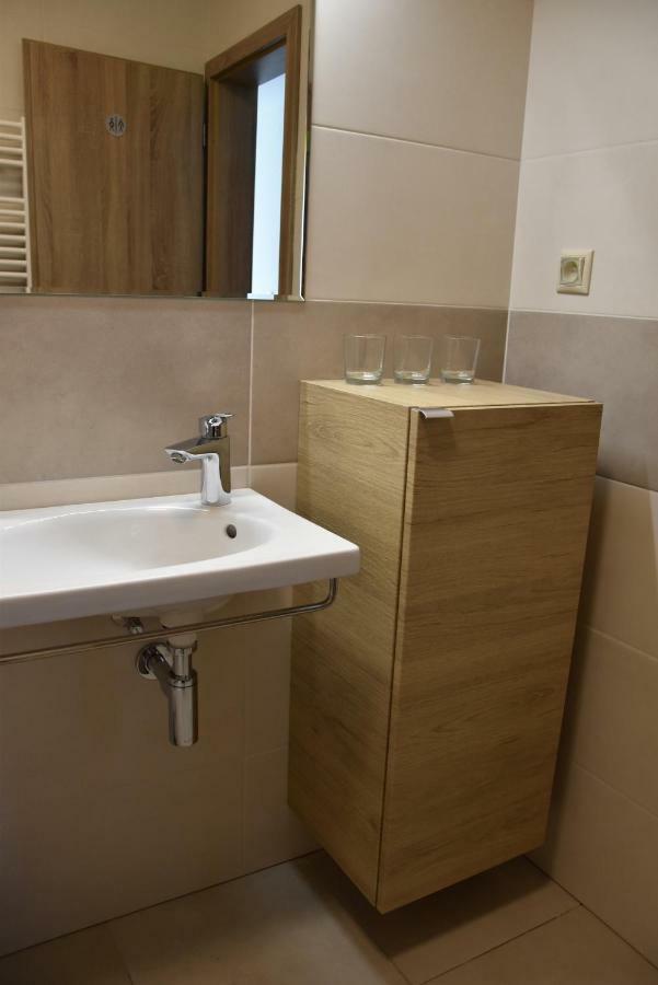 Elemir Apartment Besenova Bagian luar foto