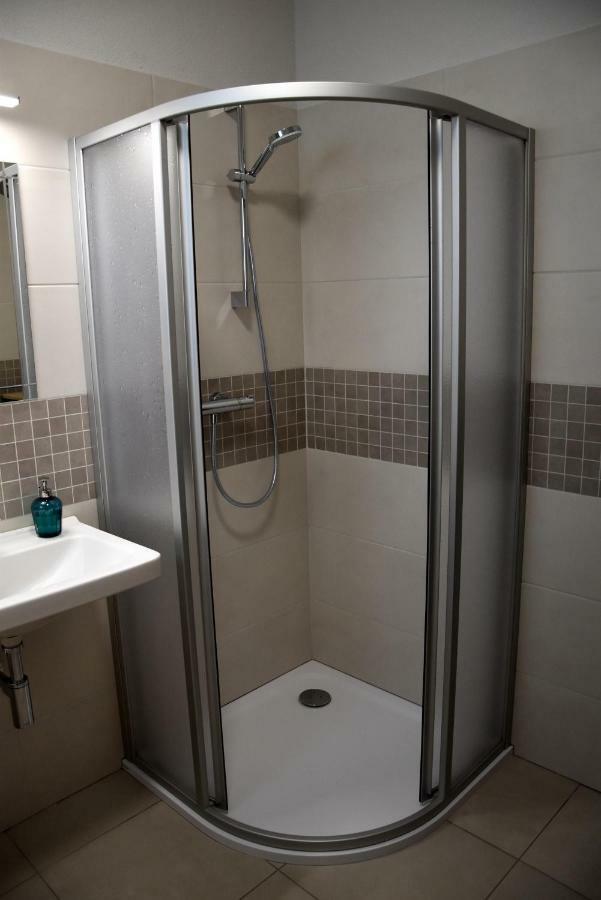 Elemir Apartment Besenova Bagian luar foto