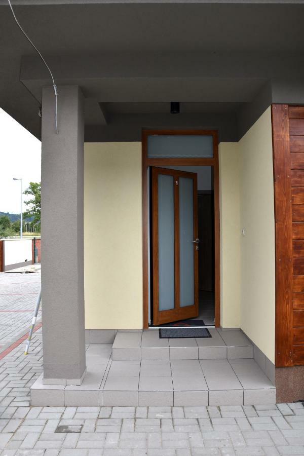 Elemir Apartment Besenova Bagian luar foto